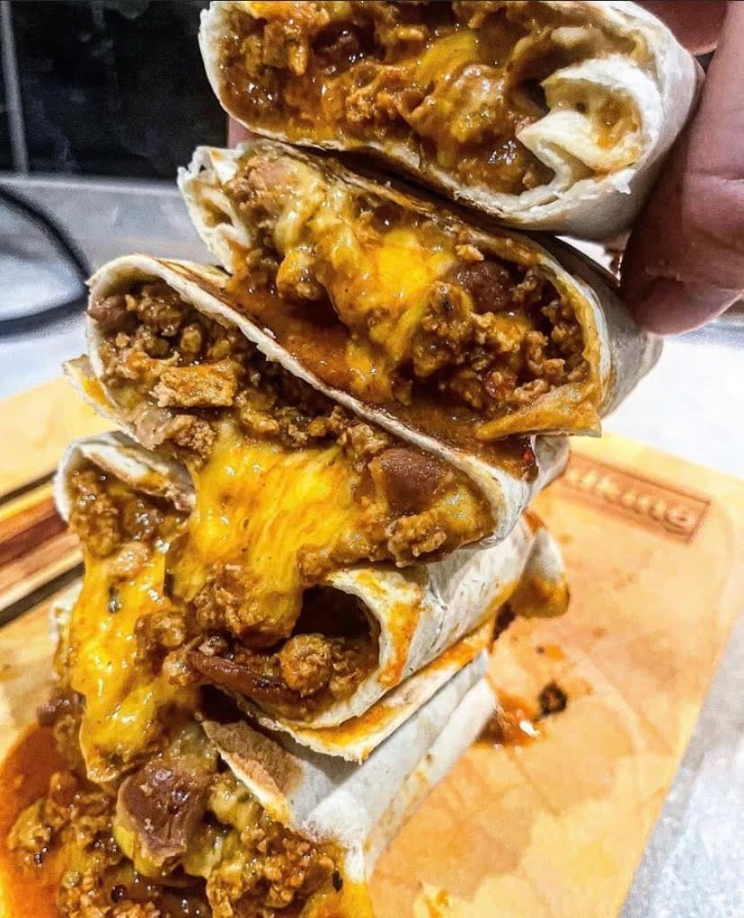 Burrito s morčacím mäsom a cheddarom